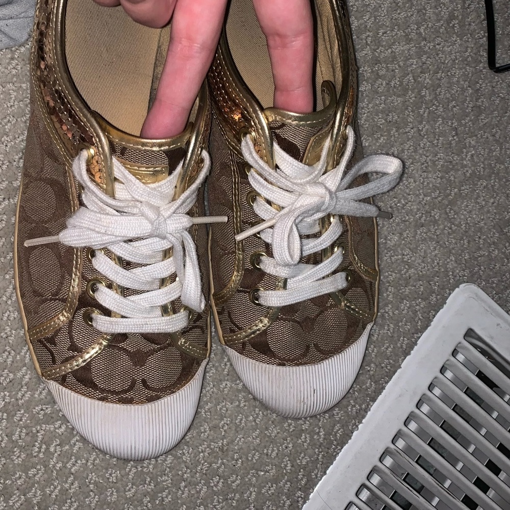 Coach shoes sz 9
